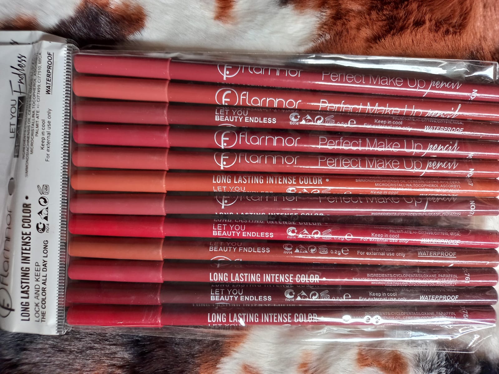 Flarnnor Perfect Matte Lip Liner Pencil Set (12-Piece Pack) - Thumbnail 2